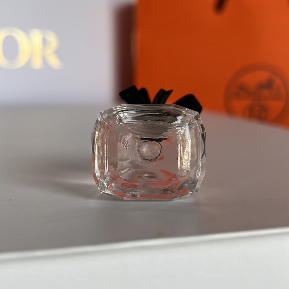 🦋YSL Mon Paris Mini - Picture 2 of 3